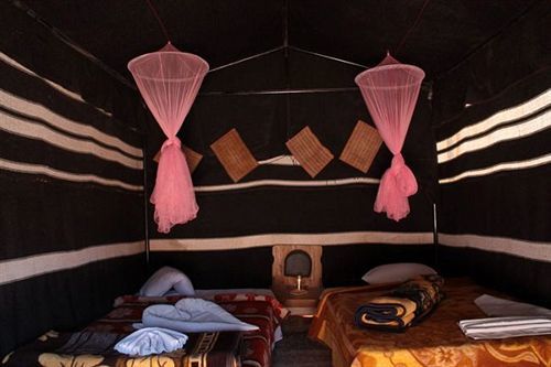 Captain'S Desert Camp Wadi Rum Eksteriør billede